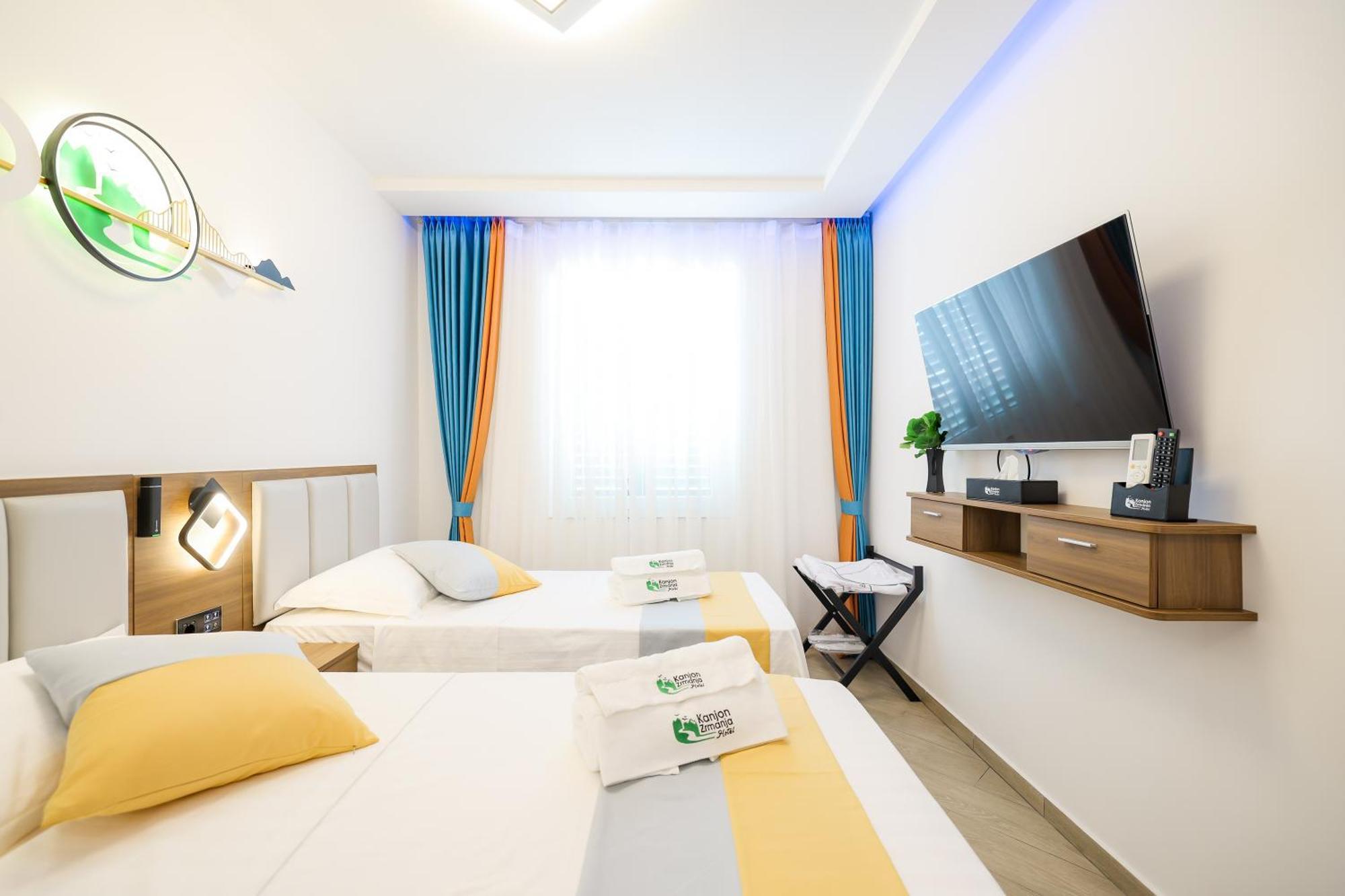 Hotel Kanjon Zrmanje Обровац Екстериор снимка