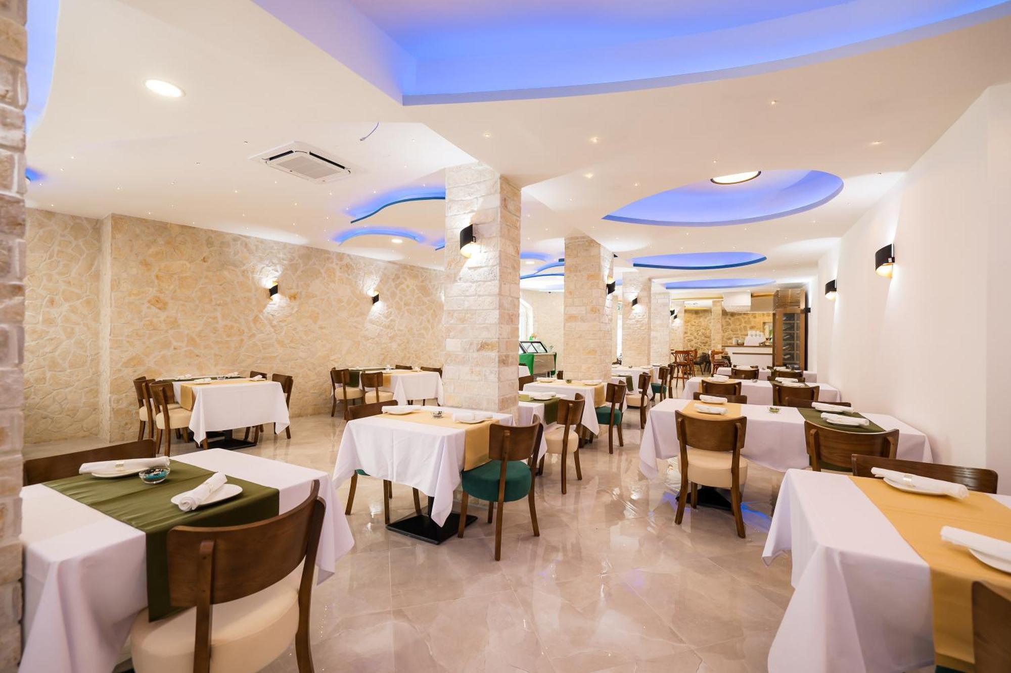 Hotel Kanjon Zrmanje Обровац Екстериор снимка
