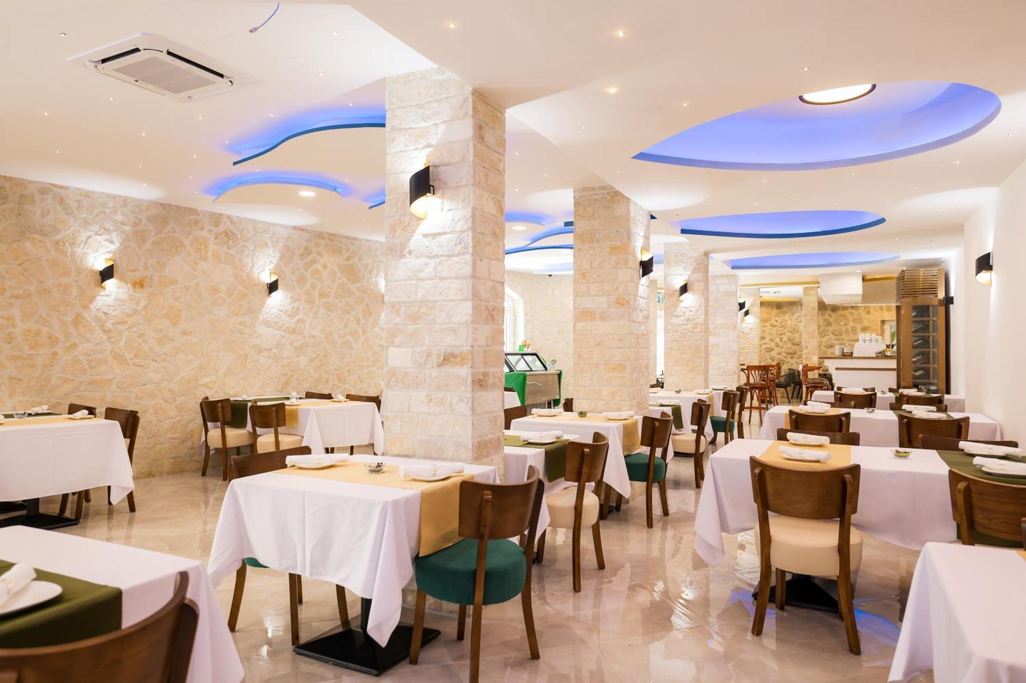 Hotel Kanjon Zrmanje Обровац Екстериор снимка