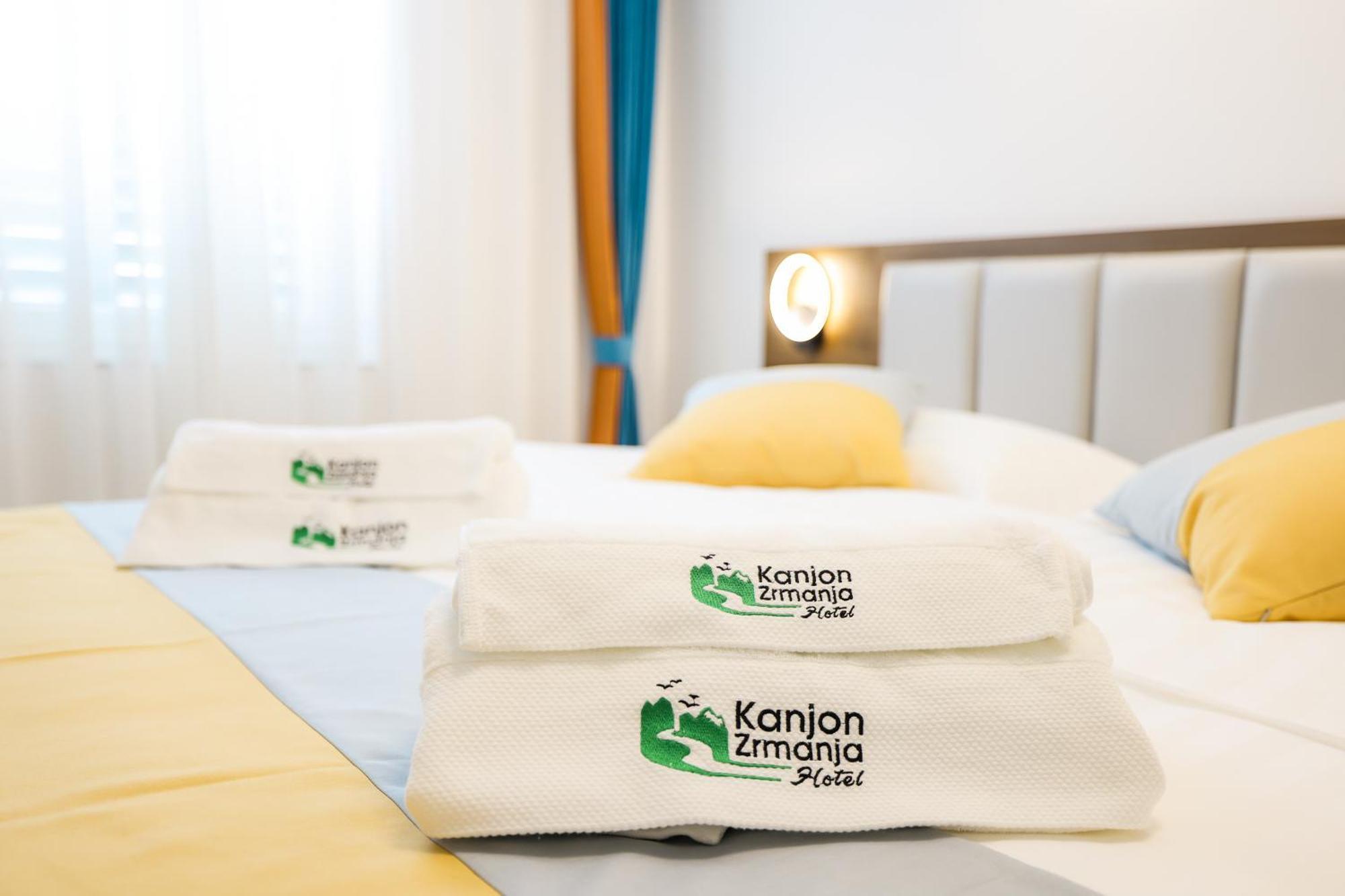 Hotel Kanjon Zrmanje Обровац Екстериор снимка