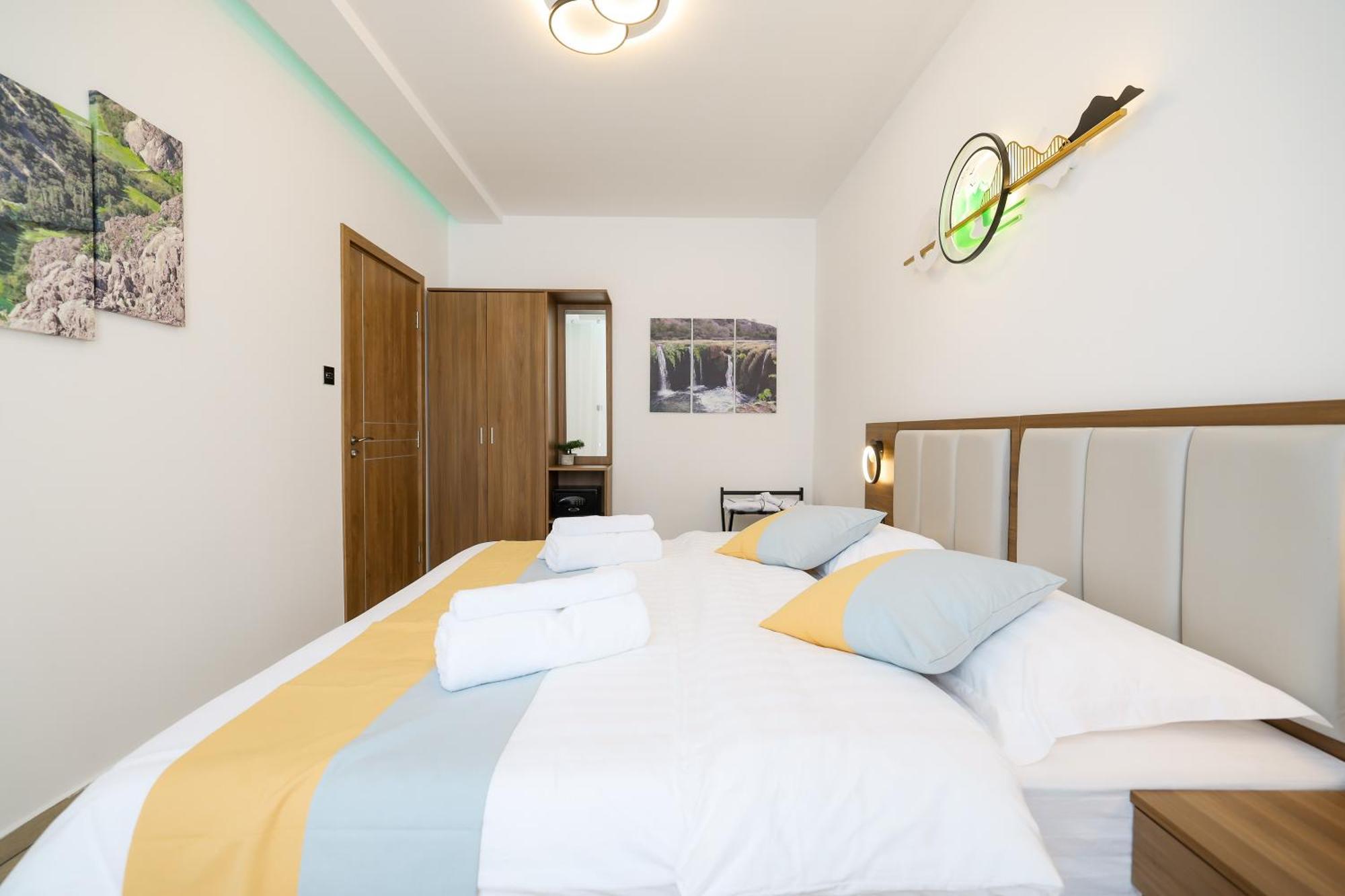 Hotel Kanjon Zrmanje Обровац Екстериор снимка