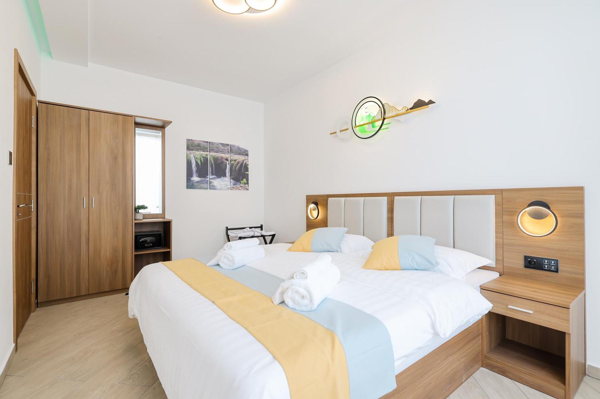 Hotel Kanjon Zrmanje Обровац Екстериор снимка