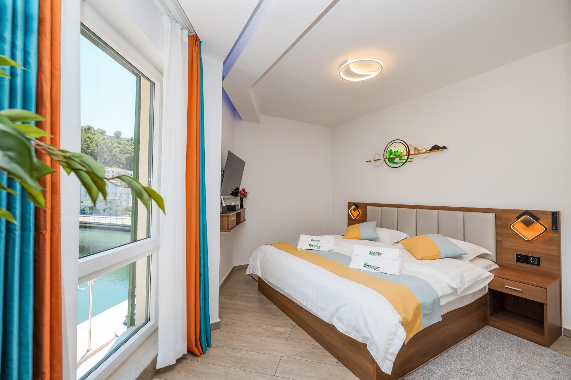 Hotel Kanjon Zrmanje Обровац Екстериор снимка