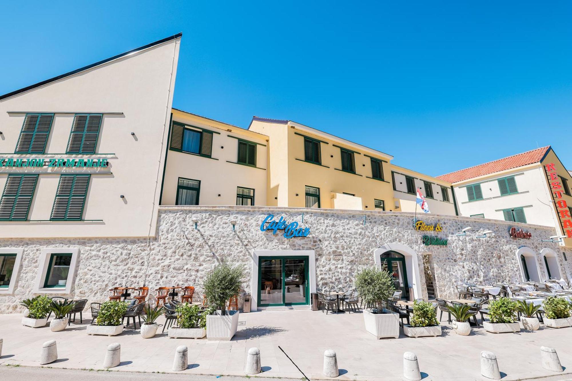 Hotel Kanjon Zrmanje Обровац Екстериор снимка